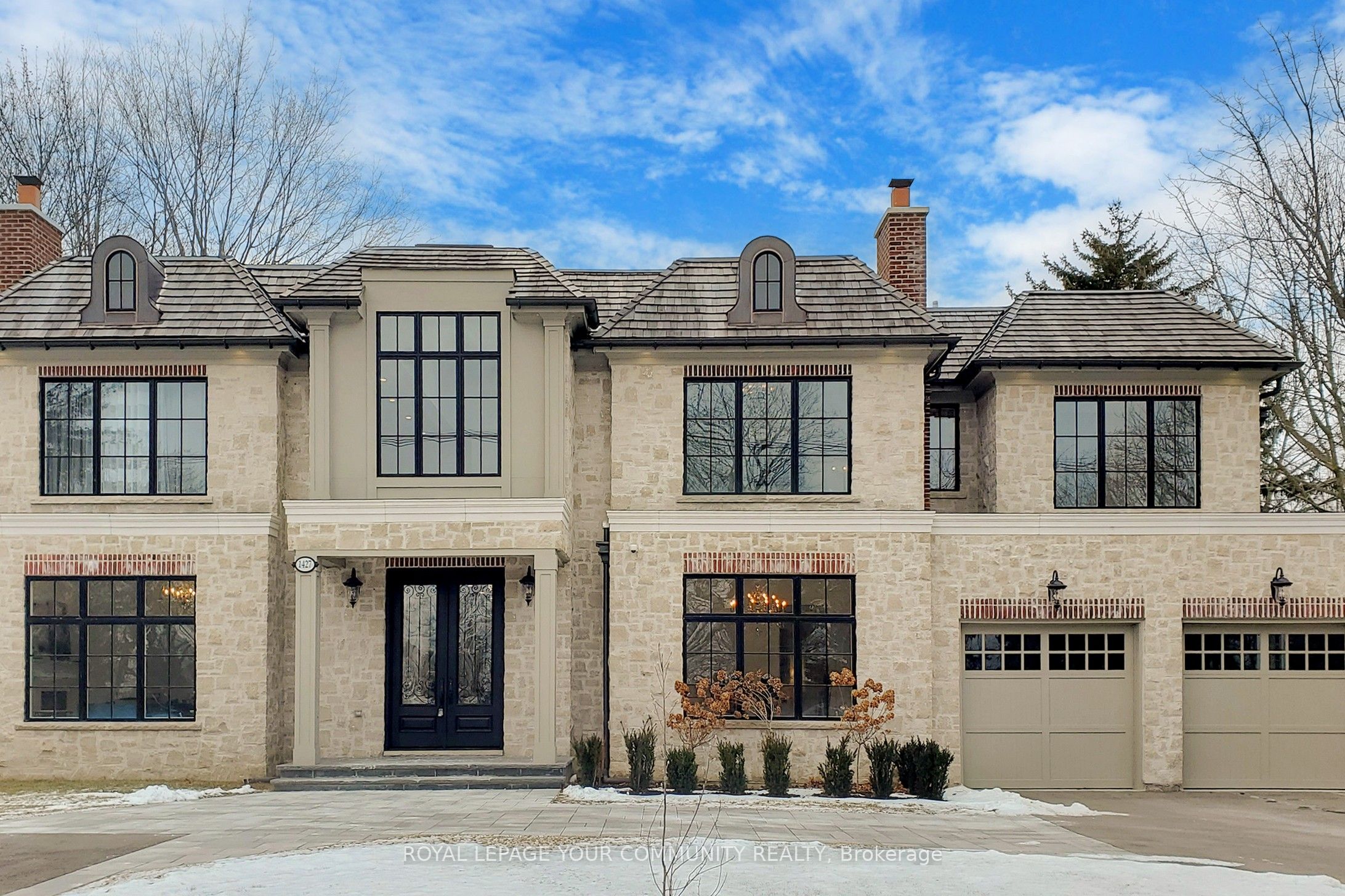 1427 Lakeshore Road W, Oakville, ON L6L 1G4, Oakville
