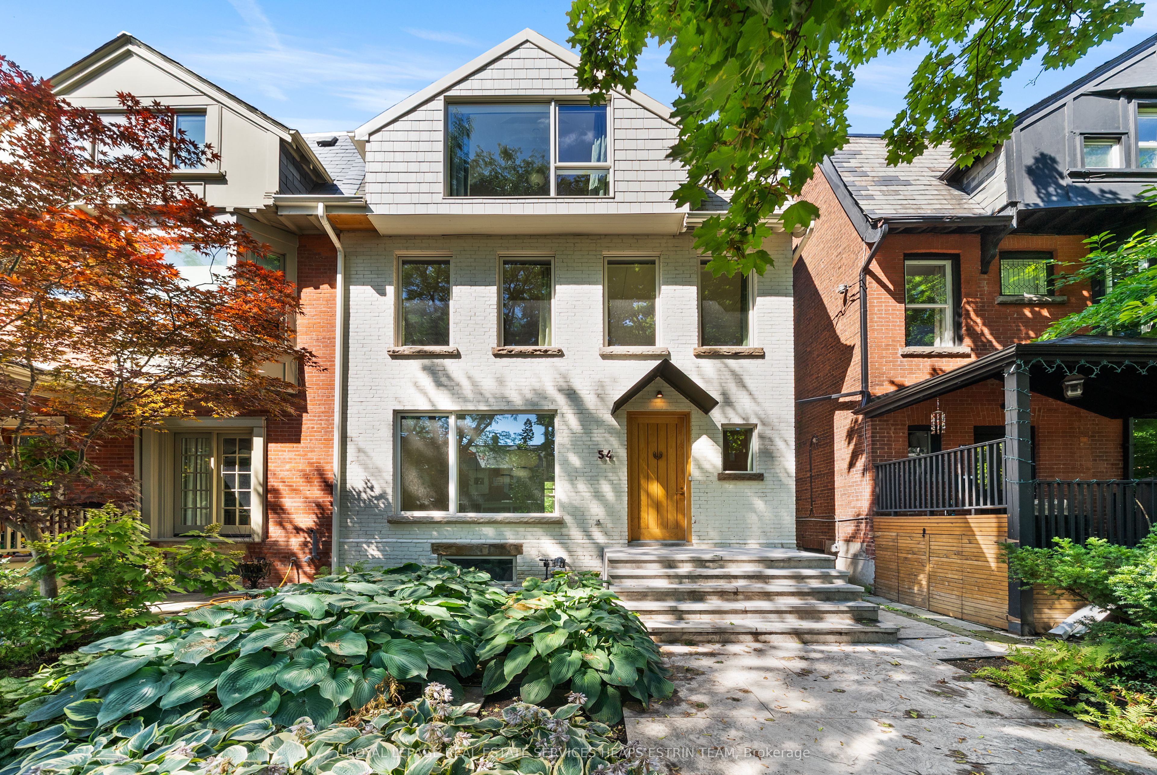 54 Rathnelly Avenue, Toronto, ON M4V 2M3, Bradford
