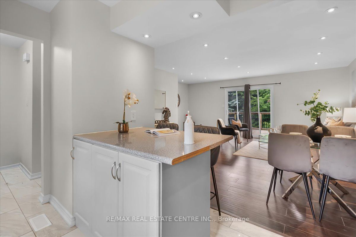 421 Bairstow Crescent, Waterloo, ON N2K 2H7, Waterloo