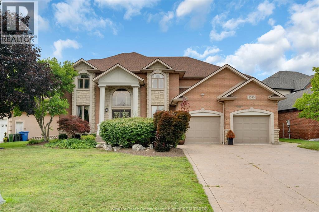 1585 Stoneybrook Crescent, Windsor, ON N9G 2Z4, Windsor