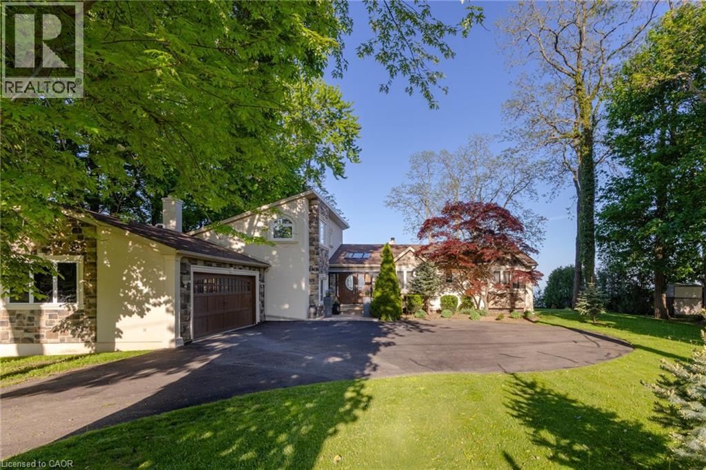 3346 Lakeshore Road W, Oakville, ON L6L 6S6, Oakville