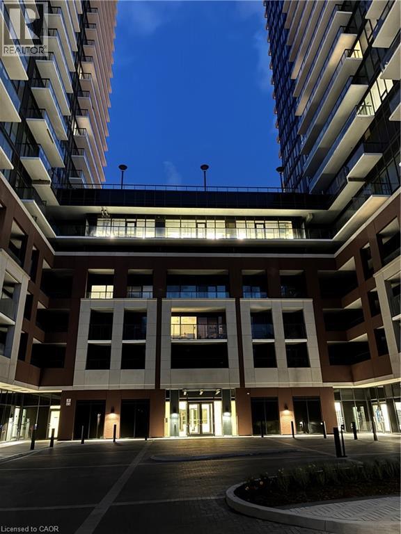 4010 EGLINTON Unit 324