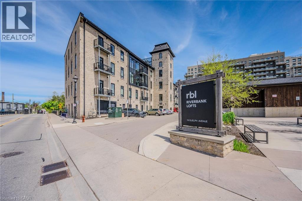 19 Guelph Avenue #202