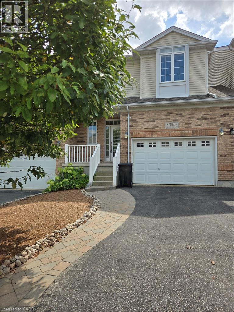 555 GRASSLANDS Court, Waterloo