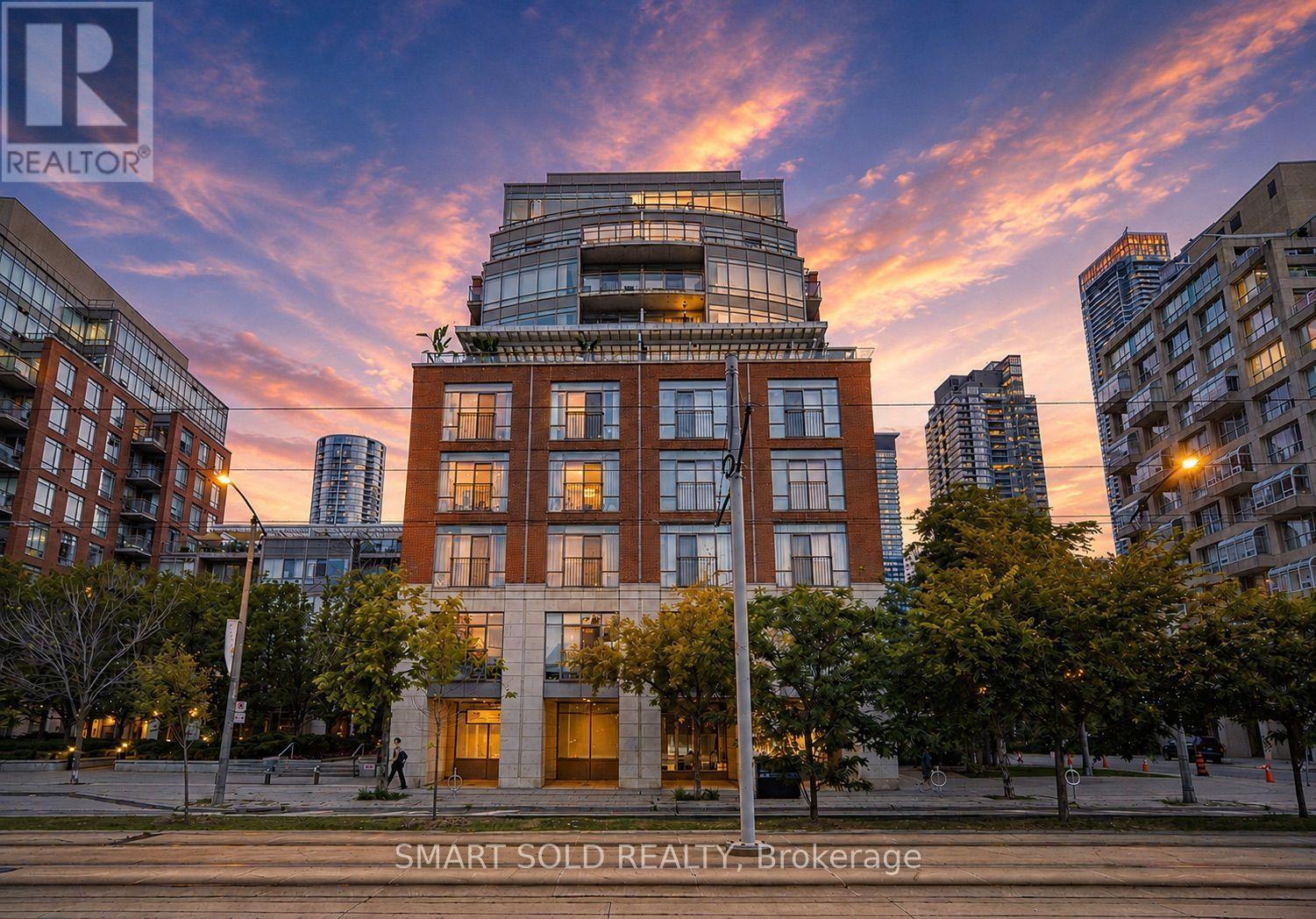500 Queens Quay W Ph01E, Toronto, ON M5V 3K8, Toronto