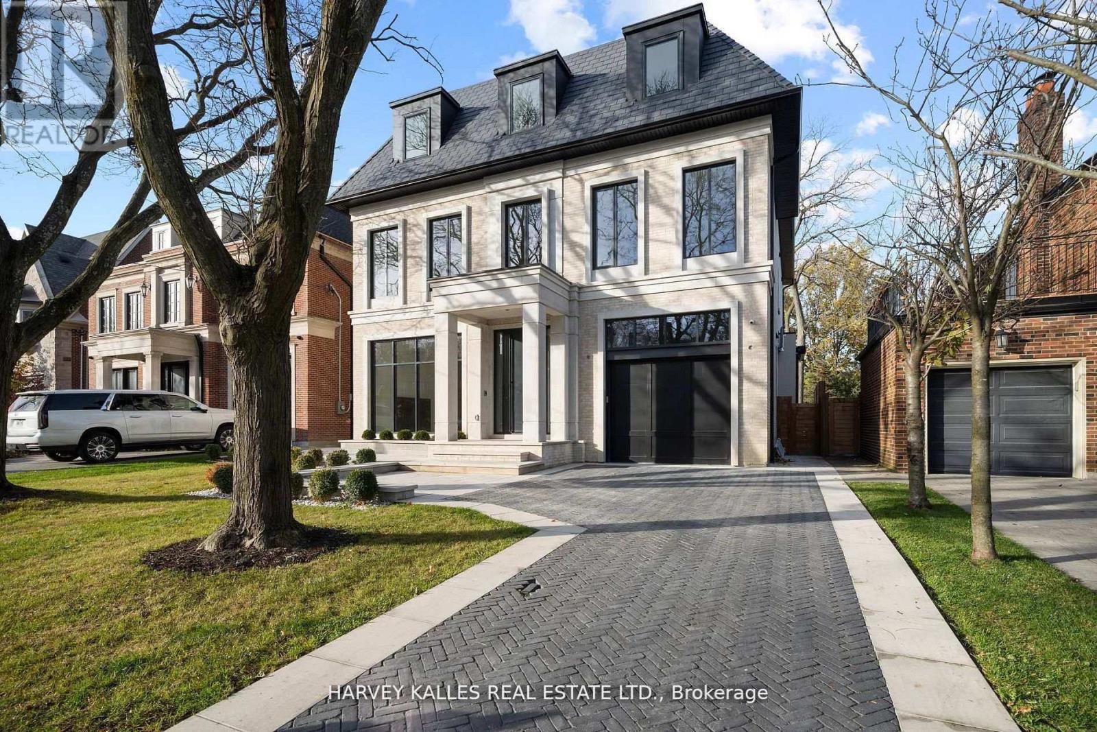 370 Glengrove Avenue W, Toronto, ON M5N 1W5, London