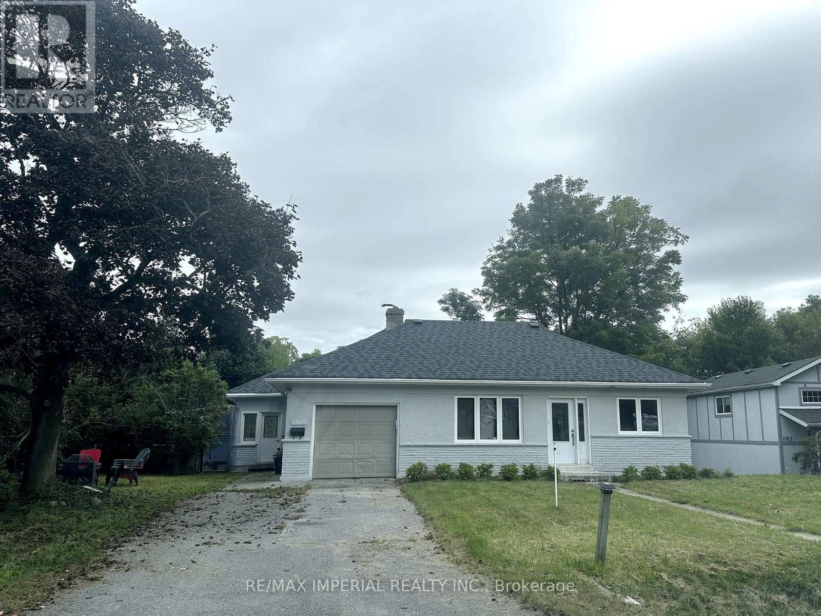 1765 Appleview Road, Pickering, ON L1V 1T7, Pickering