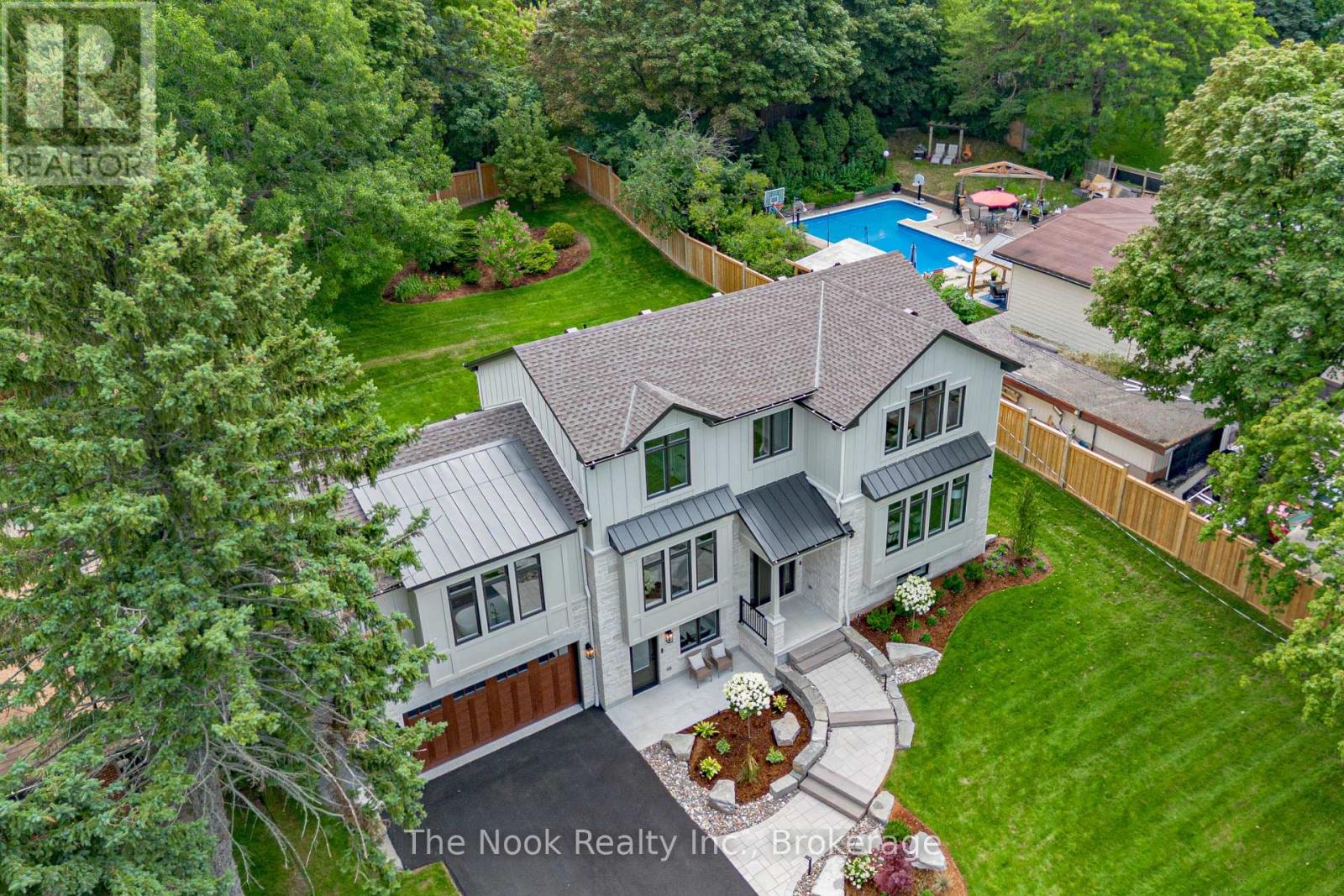 153 Elizabeth Crescent N, Whitby, ON L1N 3S1, Whitby