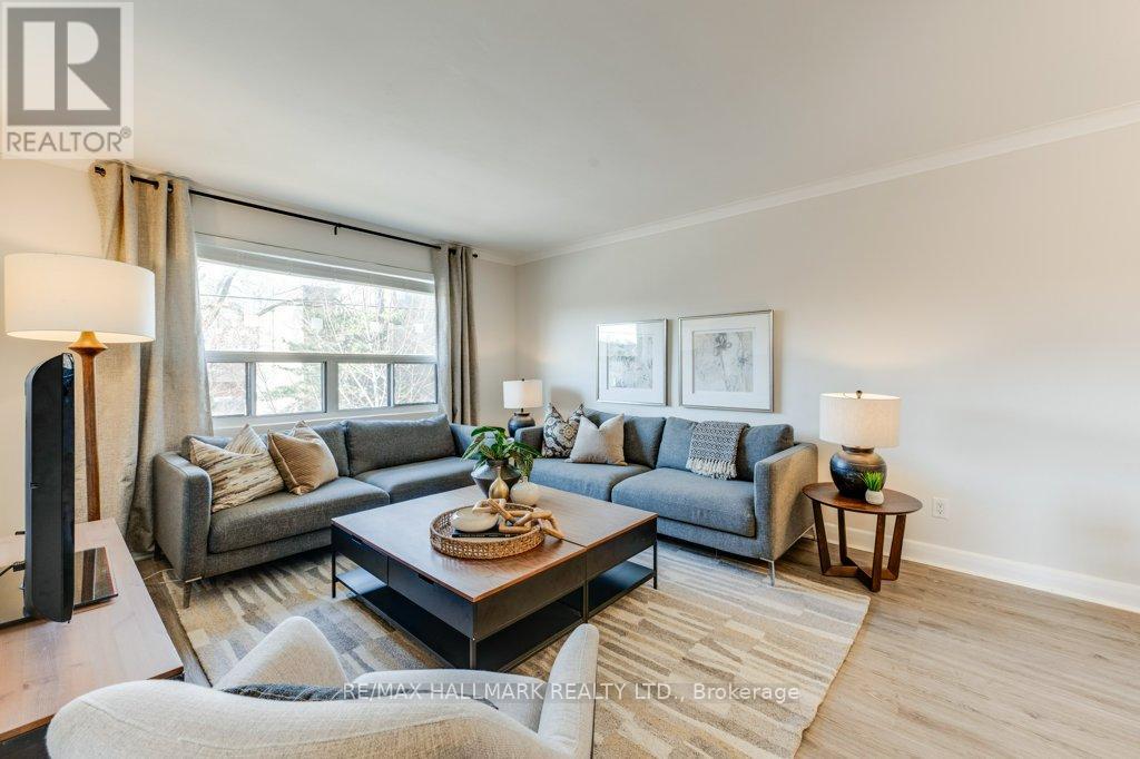 225 Woodville Unit Upper photo 2