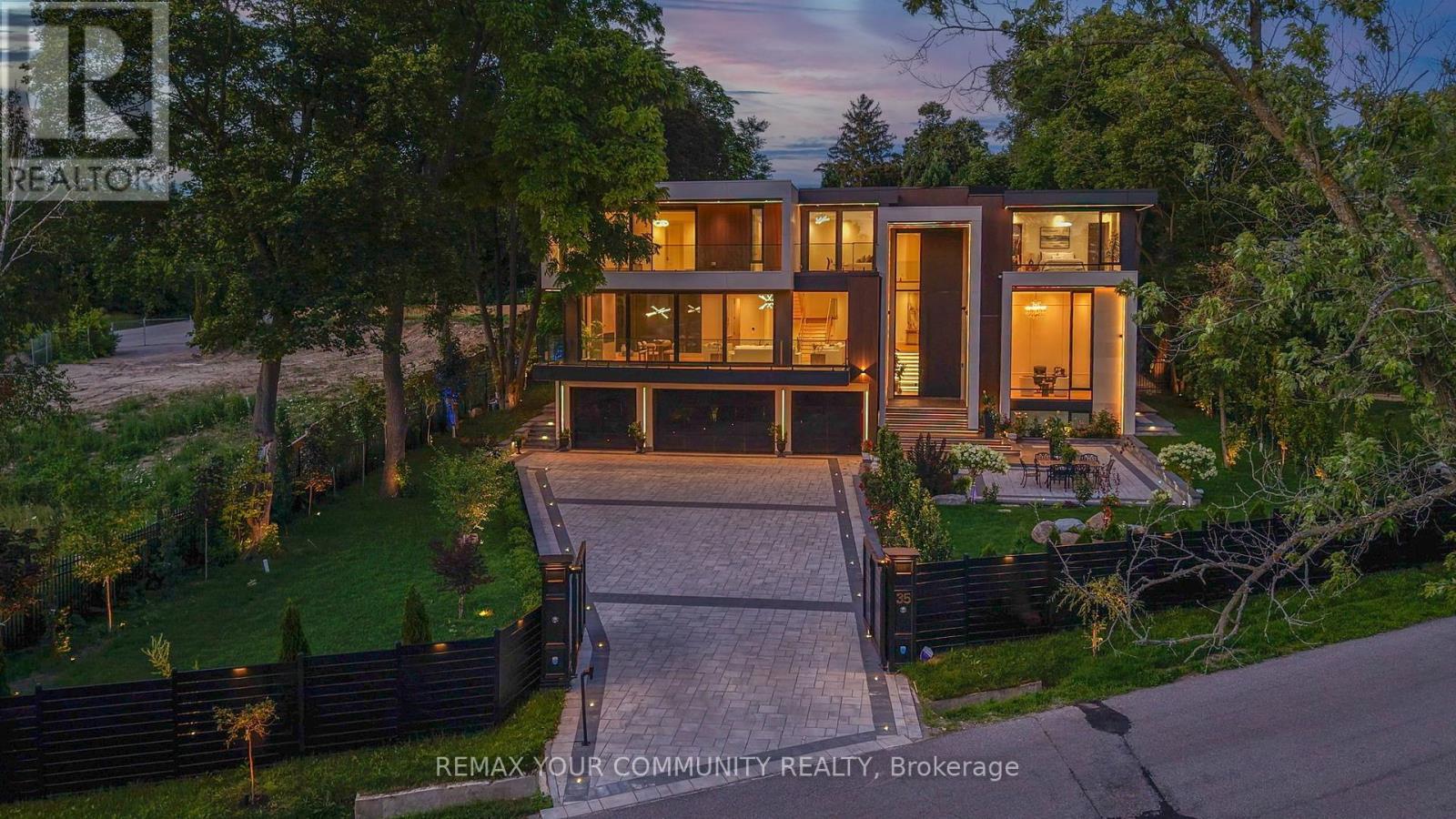 35 Riverside Boulevard, Vaughan, ON L4J 1H5, Vaughan