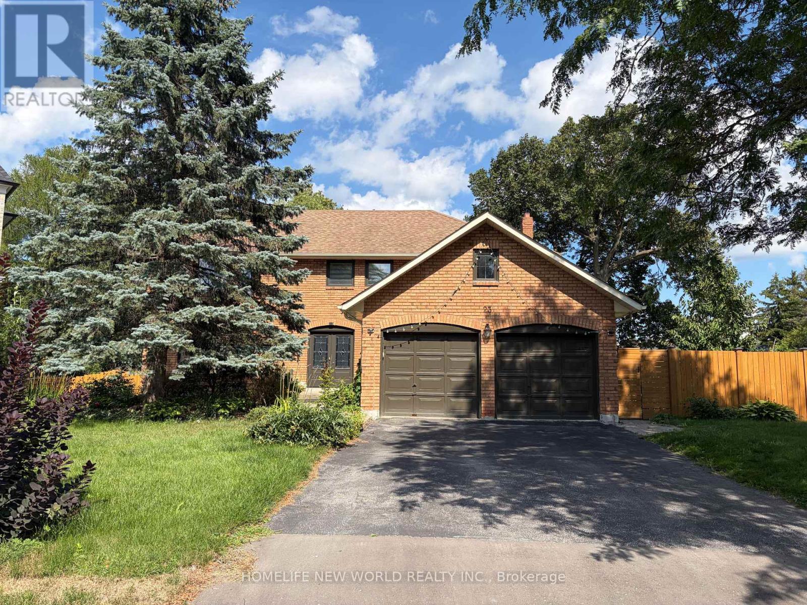 23 Lacey Court, Aurora, ON L4G 5G3, Aurora