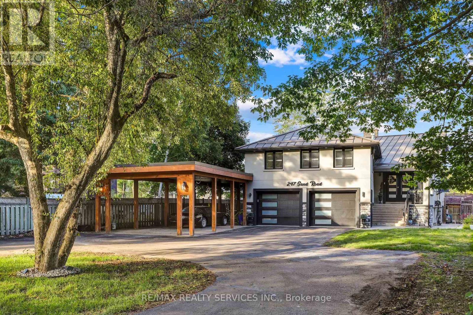 247 Sand Road, East Gwillimbury, ON L9N 1K1, East Gwillimbury