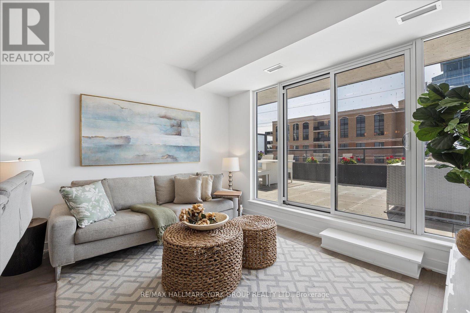 705 Davis Drive 409, Newmarket, ON L3Y 2R2, Newmarket