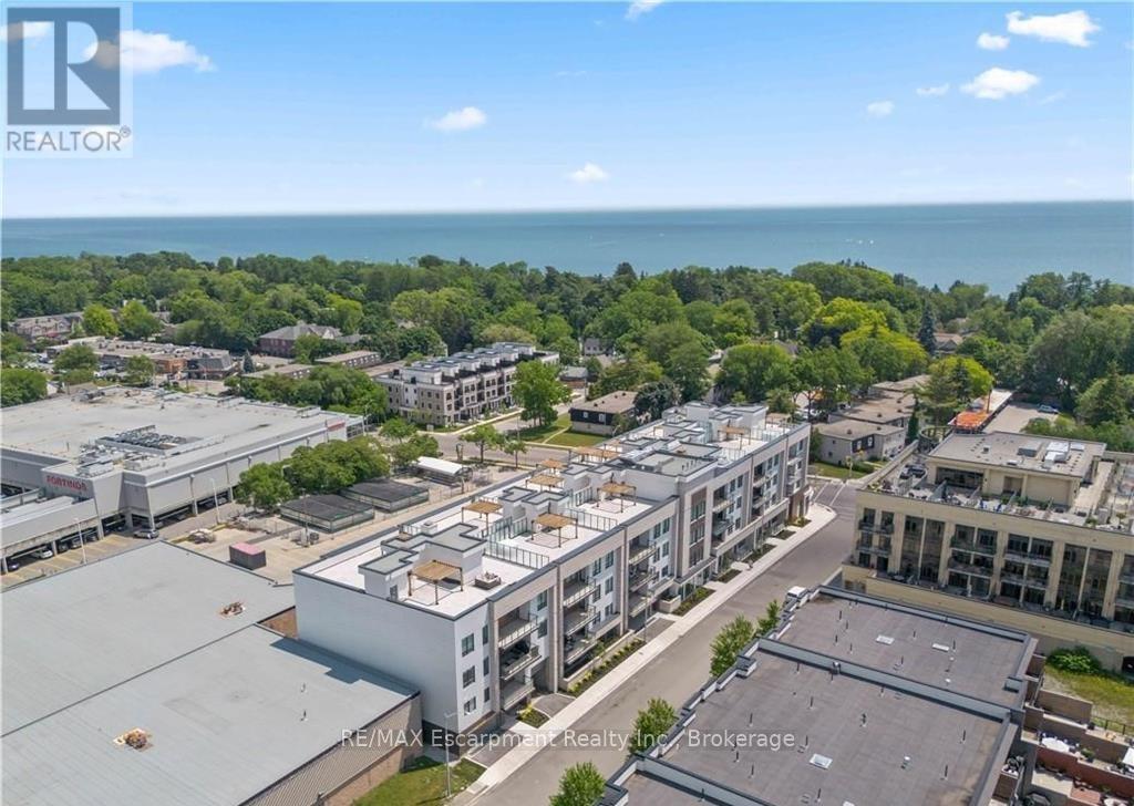 303 - 123 MAURICE DRIVE, Oakville