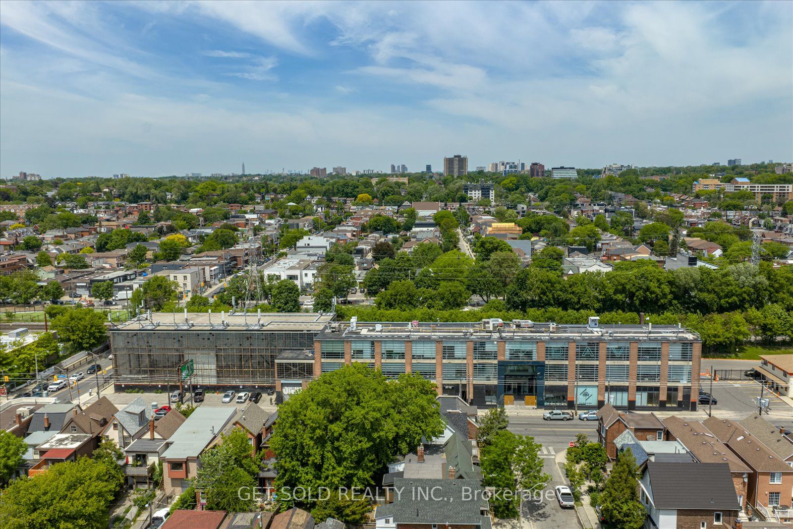 950 Dupont