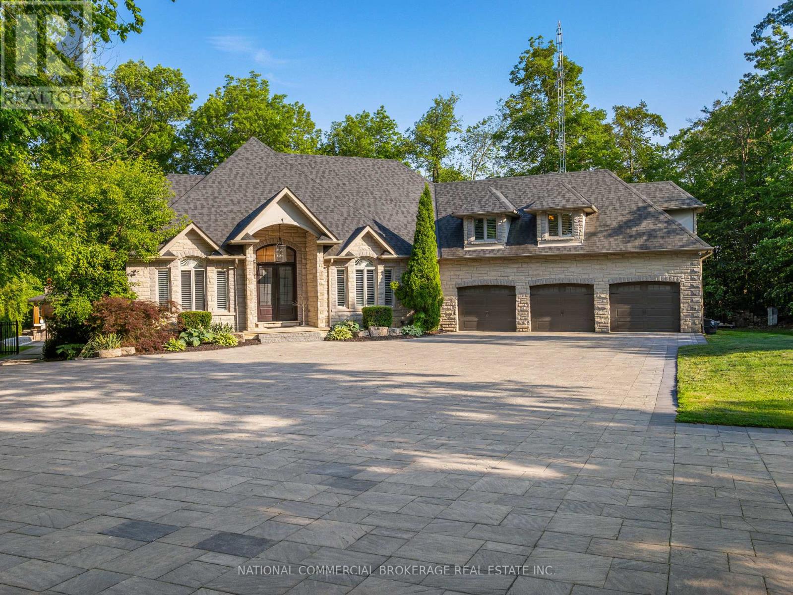 10088 Old Pine Crest Road, Halton Hills, ON L0P 0A2, Halton Hills