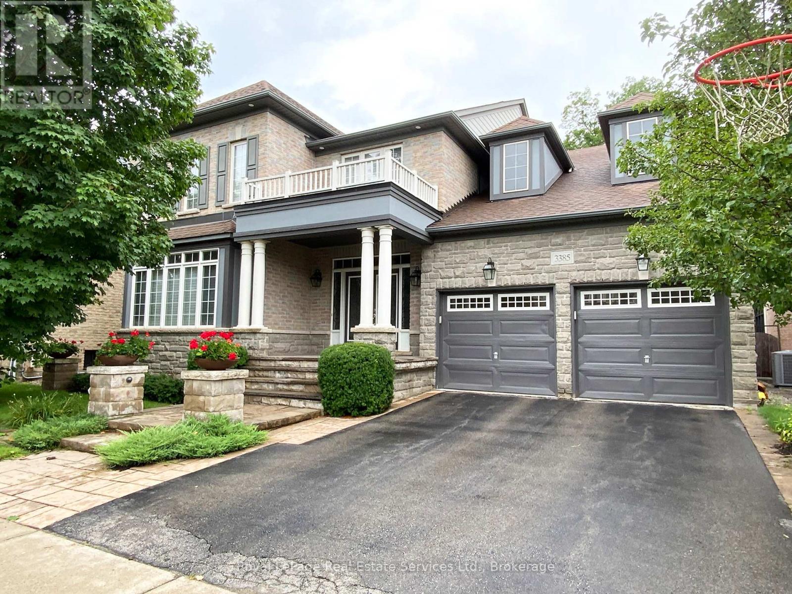 3385 Liptay Avenue, Oakville, ON L6M 0M8, Oakville