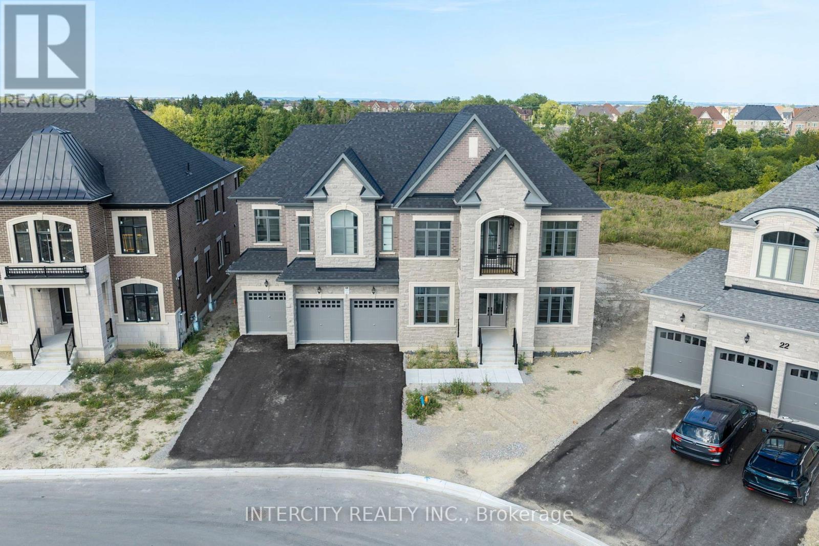 20 GOLD BOTTOM CRESCENT, Brampton