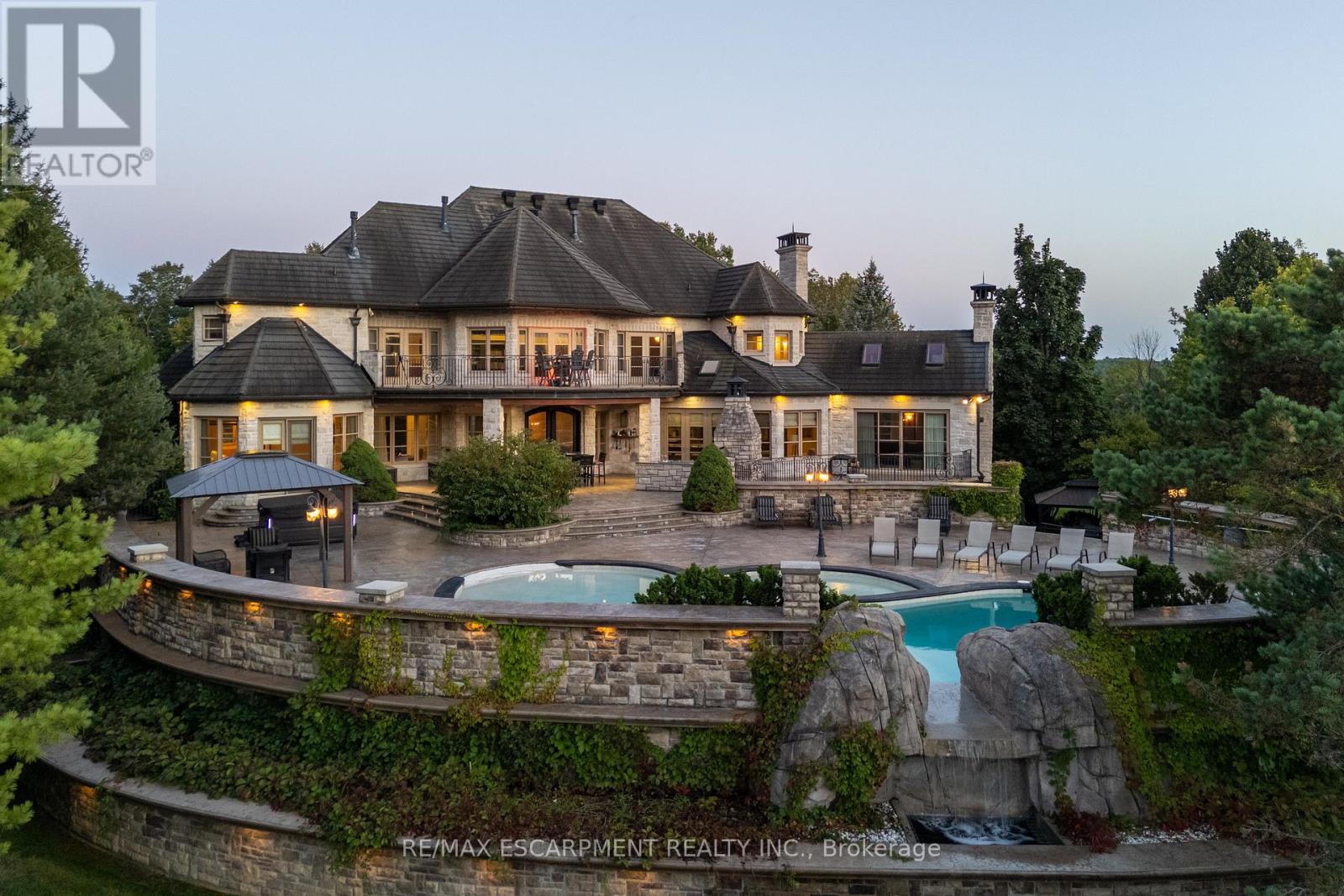 25 TURTLE LAKE Drive, Halton Hills, ON L7J 2W7, Halton Hills