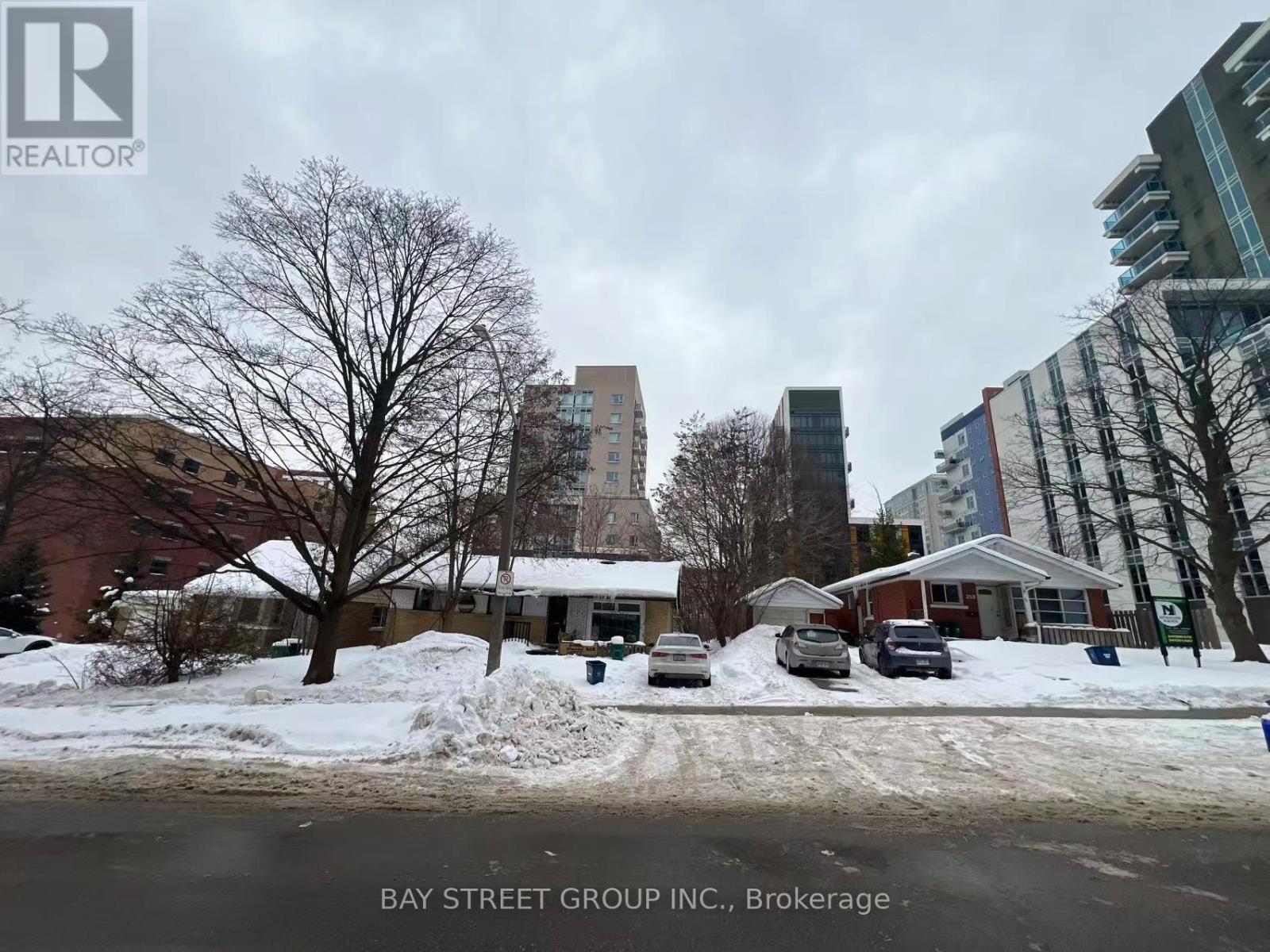 249 Sunview Street, Waterloo, ON N2L 3V8, Waterloo