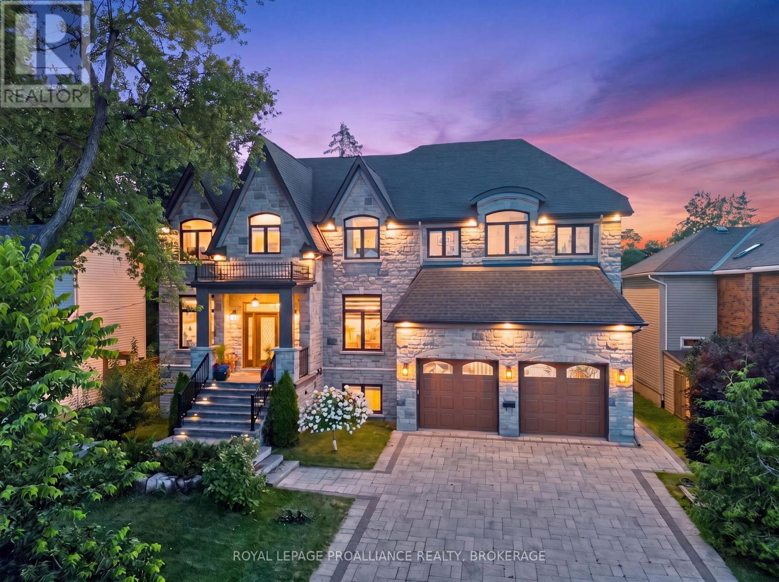 86 Macdonnell Street, Kingston, ON K7L 4B7, Kingston